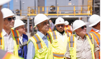 Ministro Joel Santos supervisa avances planta Energía 2000