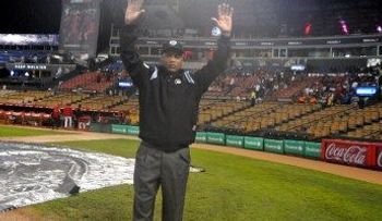 Posponen por lluvia los dos partidos de este domingo: Licey-Aguilas; Gigantes-Escogido