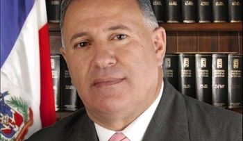 Alcalde Gilberto Serrulle dice espera por comisión de transición de Abel Martínez
