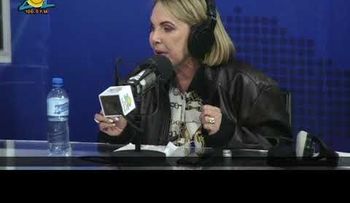 Yadira Morel responde preguntas de oyentes que quieren "mangar" una visa a EE.UU 