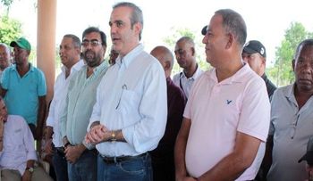 Abinader alerta sobre despoblación de zonas agrícolas por falta de atención del Gobierno