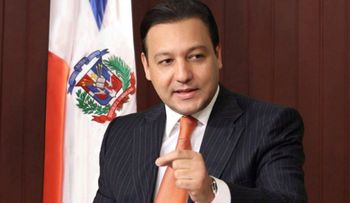 Junta Electoral de Santiago ordena retiro inmediato de campaña sucia contra Abel Martínez