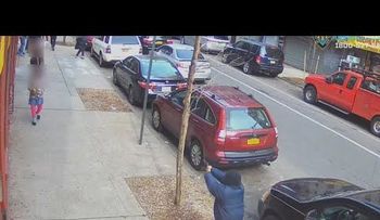 Un hombre dispara contra multitud en Nueva York