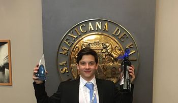 Tiene 18 años y diseñó el mejor método para detectar cáncer de mama