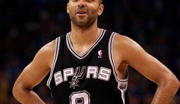 Astro de la NBA Tony Parquer se casó