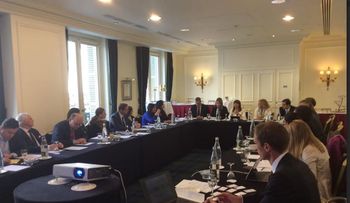 DICOEX celebra en Francia mesa redonda sobre empaquetado a productos de tabaco 