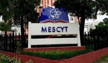 Hijos de migrantes dominicanos en EEUU podrán solicitar becas para posgrado