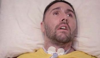 Italia, dividida por un caso de eutanasia: un famoso DJ quedó tetrapléjico y recurrió al suicidio asistido en Suiza