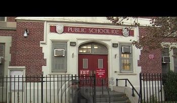  Dos adolescentes presuntamente querían explotar escuela en Queens, Estados Unidos 