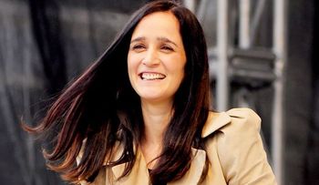 Julieta Venegas cantará 'Suavecito' en cine.