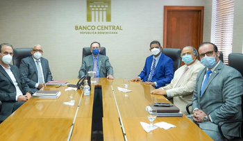 Banco Central y Dirección General de Minería analizan importancia del sector para la economía del país