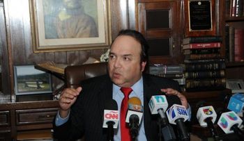 Danilo Medina será el presidente del PLD; Leonel no podrá volver al poder