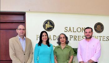 Presentan Programa de Salud Bucal para profesionales y auxiliares de Enfermería