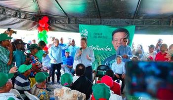 Leonel Fernández inicia en Montecristi consultas con sectores productivos