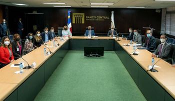 Valdez Albizu se reunió con directiva de ACOPROVI, para analizar el comportamiento de la construcción 
