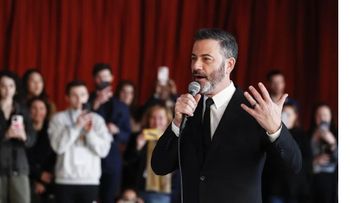 Ola de apoyo a Jimmy Kimmel tras suspensión de su programa