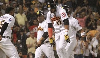 Aguilas siguen volando alto y ganan 3ro en línea; Ovalles anuncia entrada de Camargo, Nicolino y Ramos