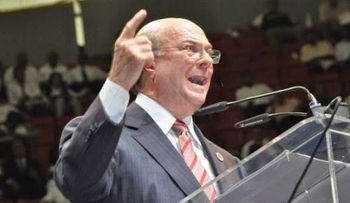 PRD y PRM piden enviar a comisión Ley de Partidos