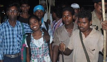 Una niña india habló con unos elefantes y salvó ciudad que habían invadido