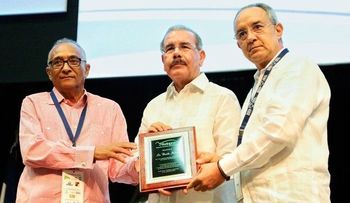 Porcicultores reconocen a Danilo Medina