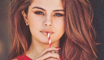 Sensual foto de Selena Gómez rompe el récord Me gusta en Instagram