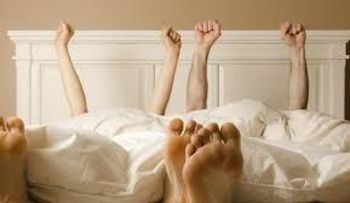 Estudio revela respuestas sorprendentes de cómo consiguen las mujeres un mejor orgasmo