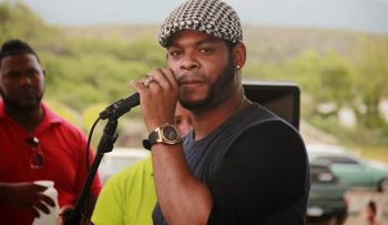 Yiyo Sarante estremece clausura del â??Monterío Summer Music Fest 2014â? en Azua.