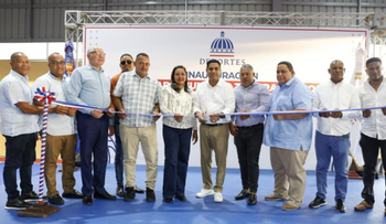 Gobierno inaugura instalaciones deportivas en Peravia y Azua