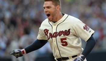 Freeman encabeza remontada de Bravos