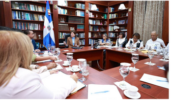 El Gabinete de Salud se reúne con gremios de enfermería