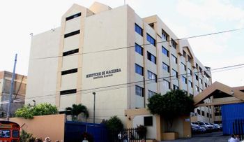 Comisión de Casinos, regulación vs complicidad