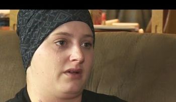 IMAGENES FUERTES: 4 médicos le dijeron que su tumor era solo un quiste (VIDEO)