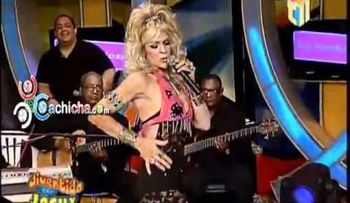 Lumy Lizardo acaba con Cheddy García 