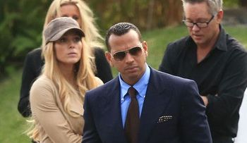 Abogados de Alex Rodríguez ampliaron demanda contra MLB y Selig