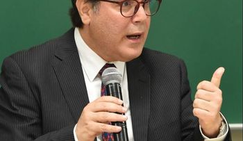 Jottin Cury denuncia sector PRM busca reformar Carta Magna para rehabilitar a DM 