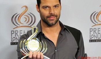 Ricky Martin complace a Nicolás Maduro, aclara imágenes de vídeo