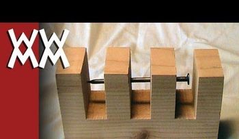 Clavar un clavo en esta escultura y haz que alucinen los que la vean (Video)