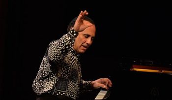 Michel: La música suaviza el espíritu