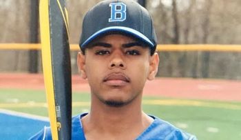 EEUU: Reconocen como mejor pelotero de su condado a joven dominicano 