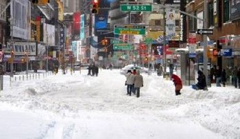 NY espera 10 pulgadas de nieve en próximas horas