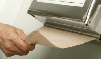 ¿Por qué el papel reciclado es de color oscuroâ?¦ ? 