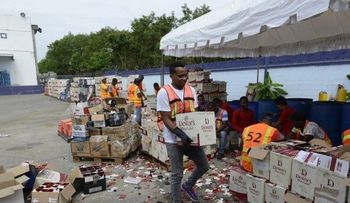 Aduanas destruye cigarrillos y bebidas por un valor de US$67 millones