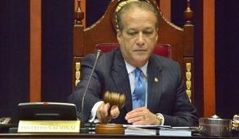 Pared Pérez le responde a Franklin Almeyda: â??ni me he ido ni he sido parte de división en el PLD"
