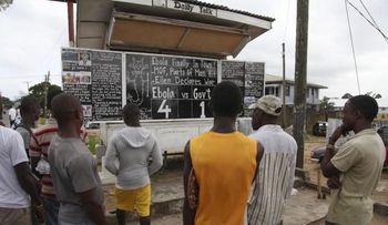Analizan en N.York a un paciente con síntomas del ébola tras viajar a África