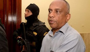 Ratifican debe seguir en prisión, coronel Piccini implicado en sobornos Super Tucano