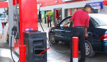 Congelan los precios de todos los combustibles