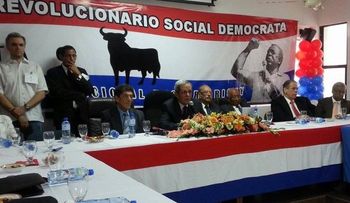 Hatuey califica de normales retrasos en proceso de votación