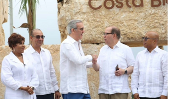 Luis Abinader impulsa transformación de Boca Chica con millonaria inversión