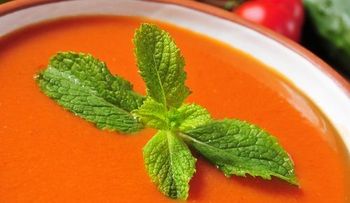 Cómo preparar un gazpacho para mejorar tu salud