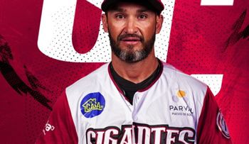 José Leger en la cuerda floja en los Gigantes